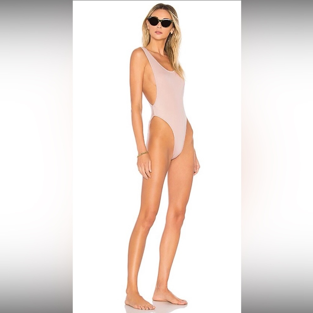 Norma Kamali  Pink Blush high cut One Piece Swimsuit Medium NWOT Bikini Bottom